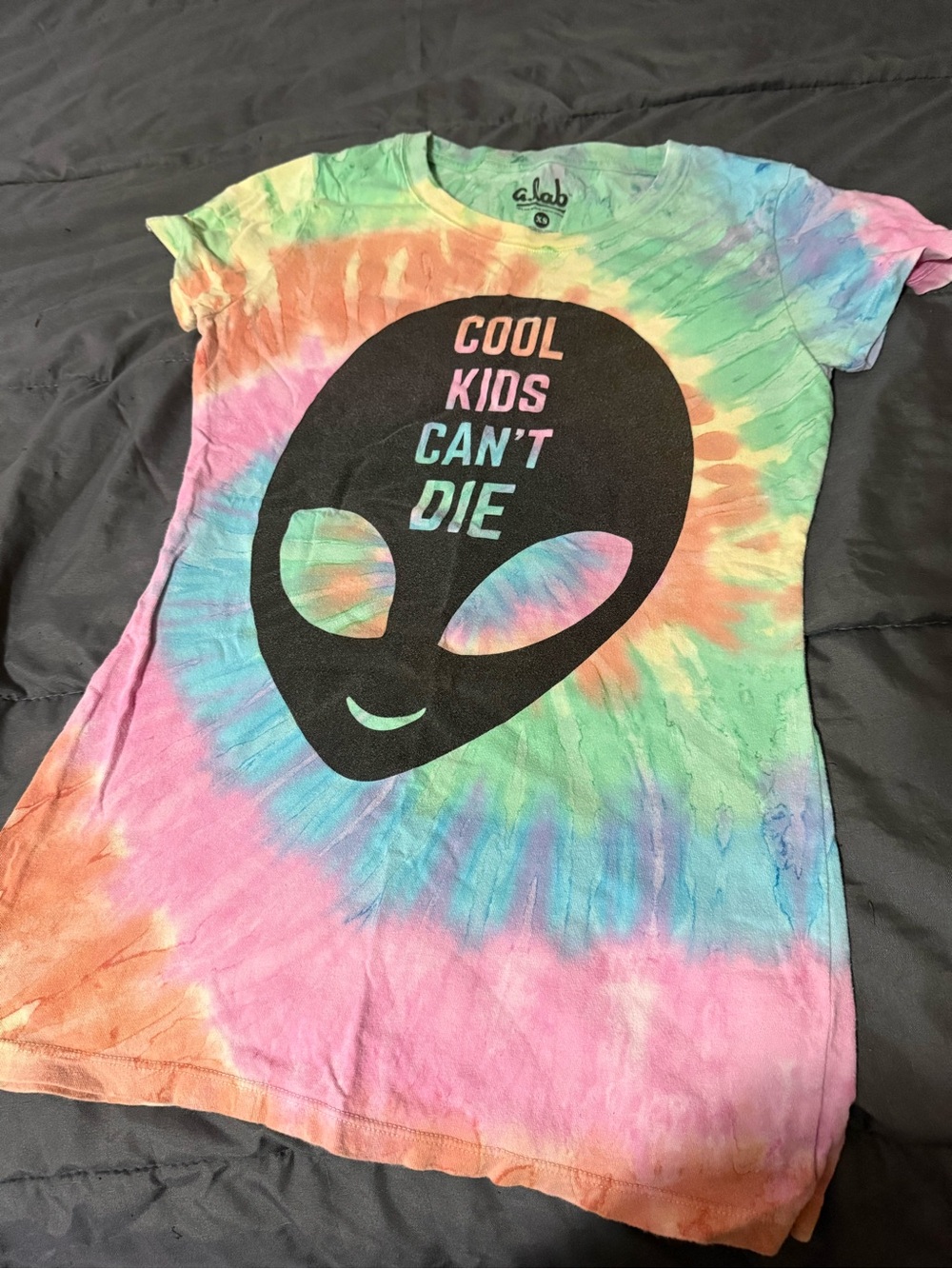 Tie-Dye Alien Graphic Tee - Multicolor